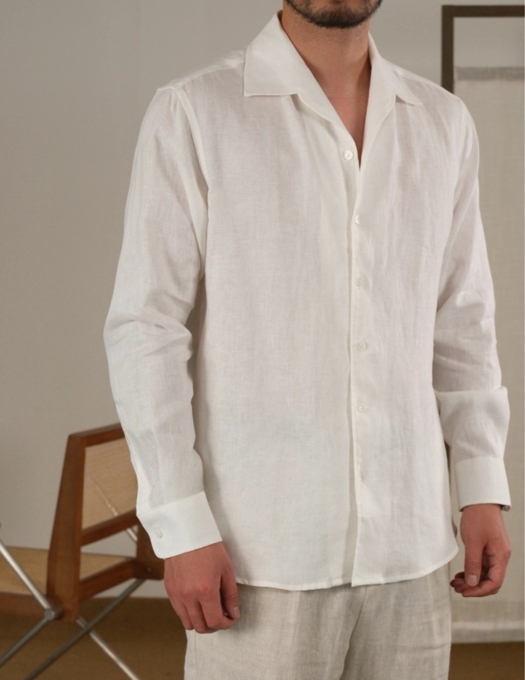 Camicia in Lino con Collo Cubano Manica Lunga