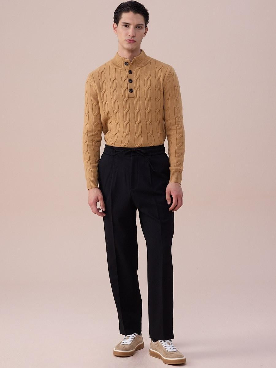 Maglione a Trecce con Bottoni Loops
