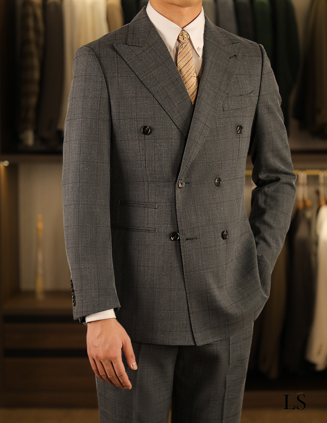 Costume croisé Prince-de-Galles gris