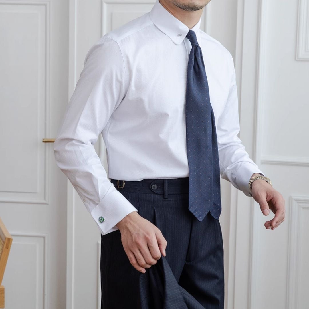 Camisa de cuello corto con gemelos
