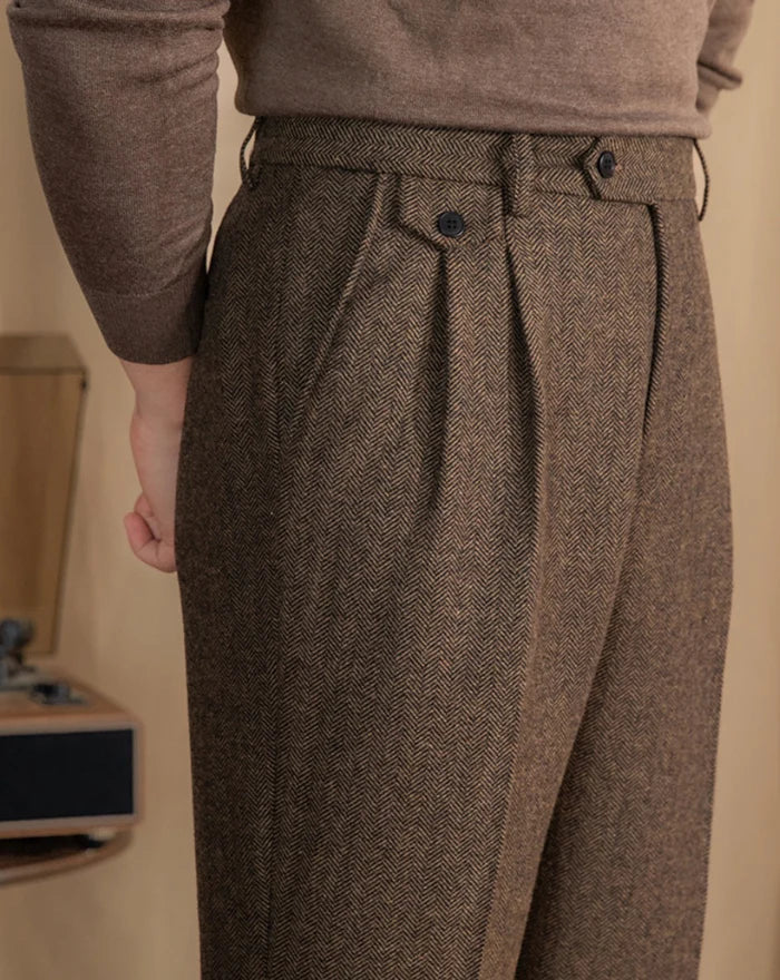Pantalon de tailleur à chevrons