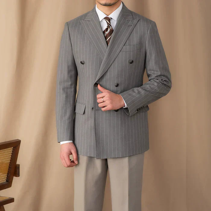 Grauer Nadelstreifen Doppelreiher-Blazer