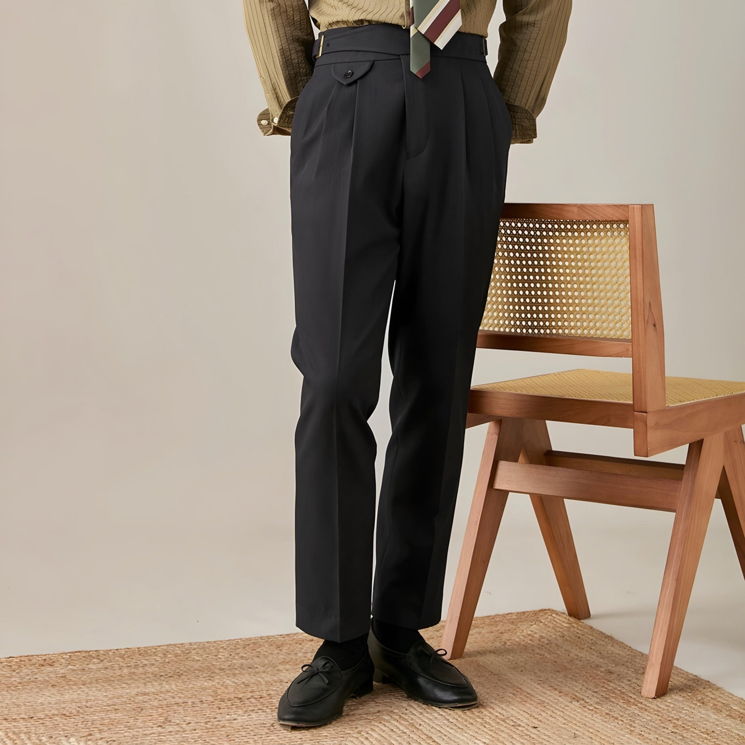 Pantalones Gurkha con trabillas LS017