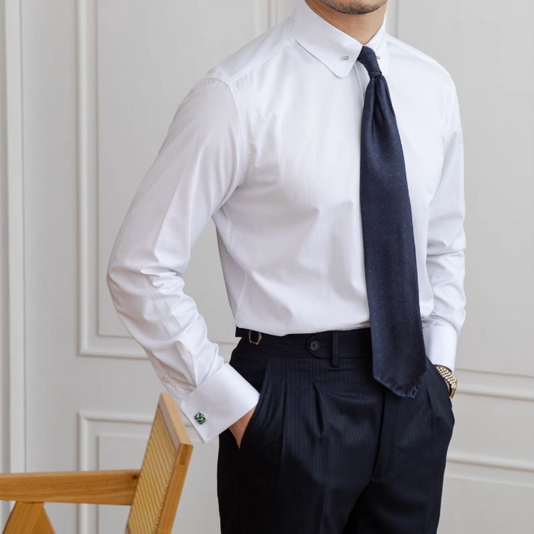 Camisa de cuello corto con gemelos