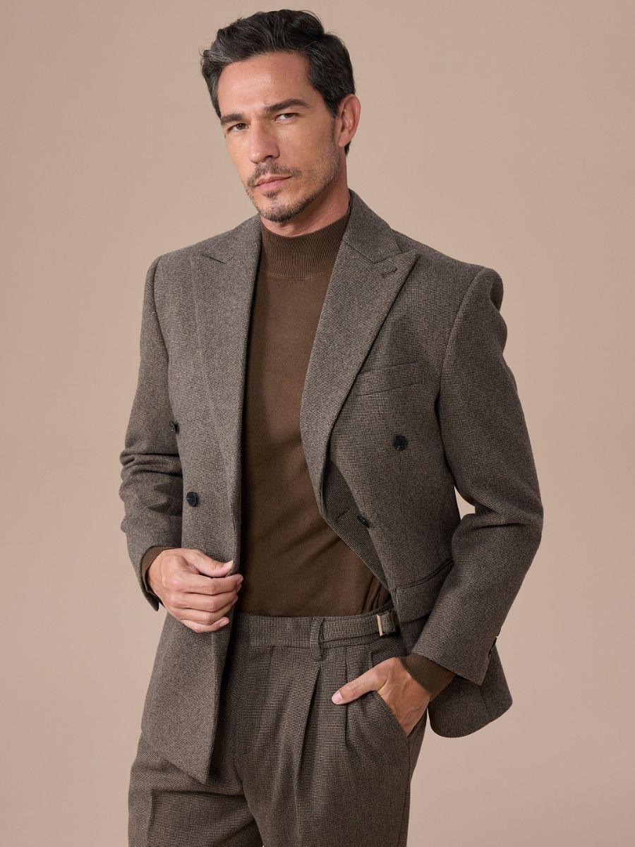 Costume croisé Regio