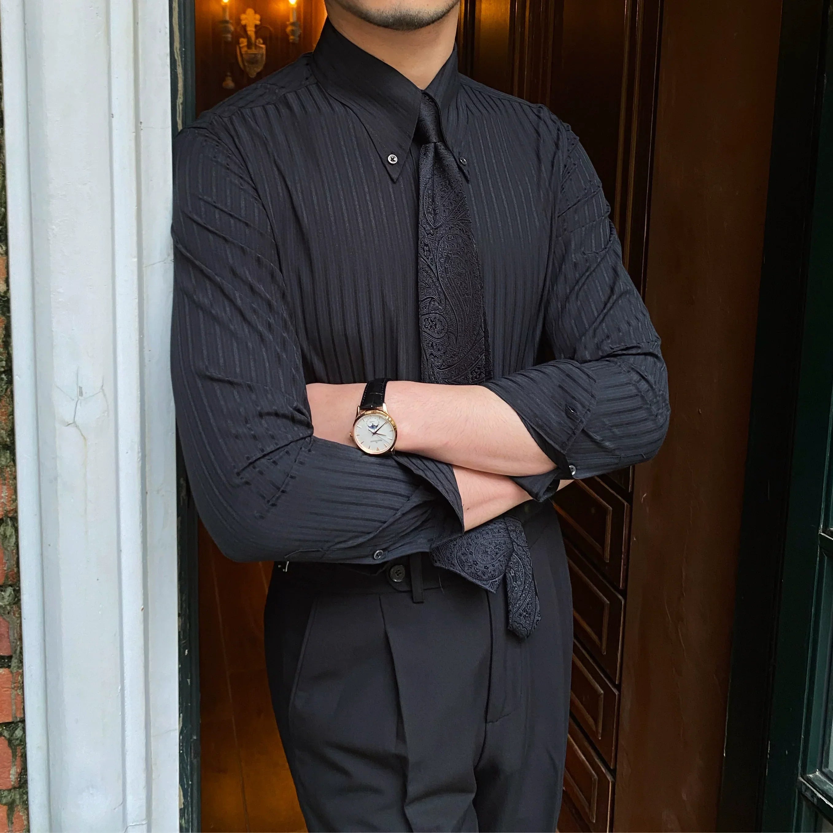 Camisa Clásica con Cuello Inglés
