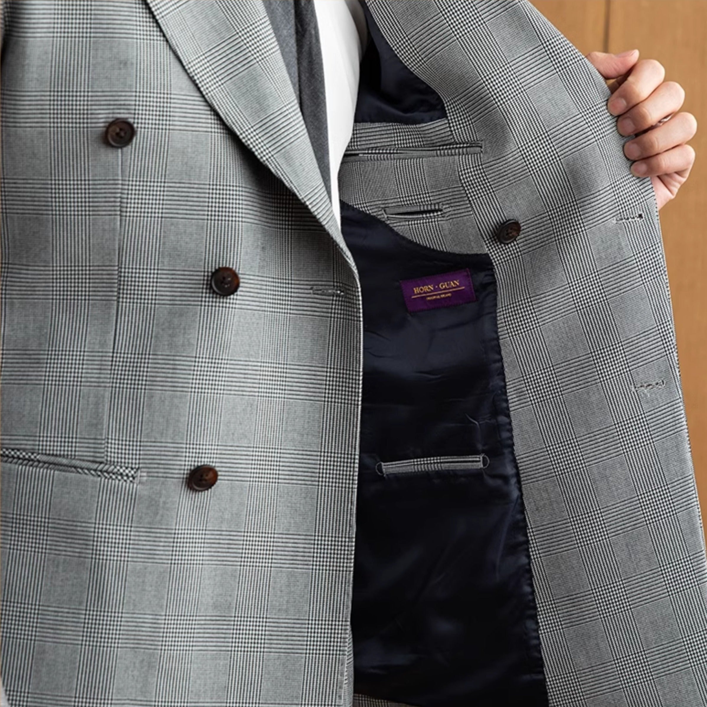 Costume croisé Prince de Galles gris