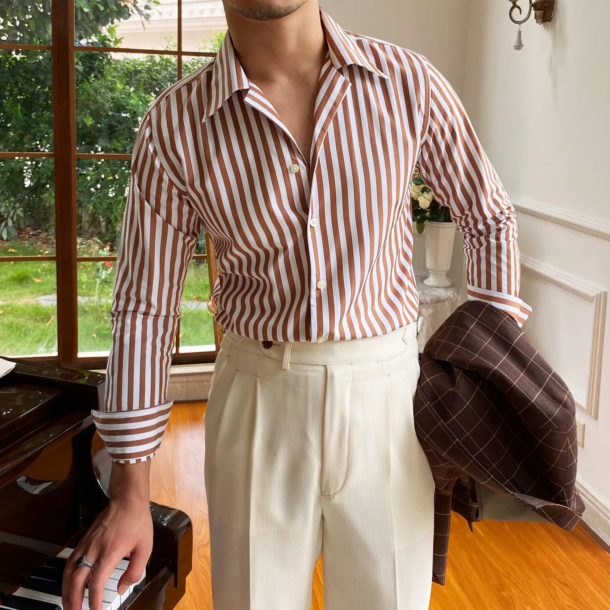 Chemise à col mandarin rayée Looped LS040
