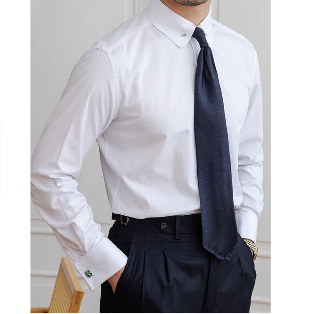 Camisa de cuello corto con gemelos