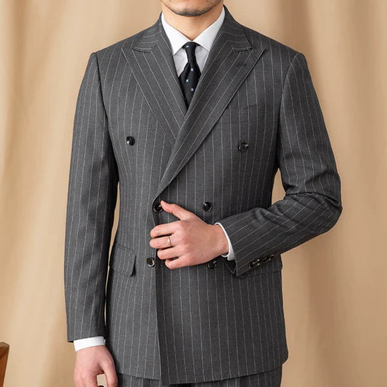 Grauer Nadelstreifen Doppelreiher-Blazer